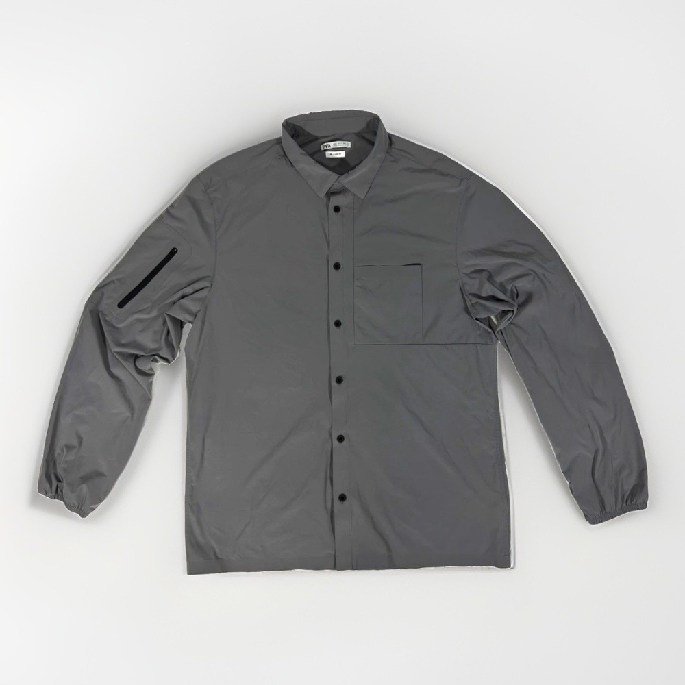 ZARA Men's Relaxed Fit Gray Woven Solid Long Sleeve Button Up Shirt Size L